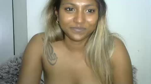 Snapshot of indianqtpie6 chatting on September 22, 6:50 pm indianqtpie6 online show from September 22, 6:50 pm