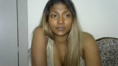Snapshot of indianqtpie6 chatting on September 26, 7:33 pm indianqtpie6 online show from September 26, 7:33 pm