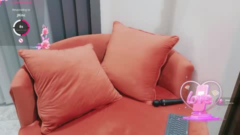 Yazmin online show from May 25, 3:22 pm