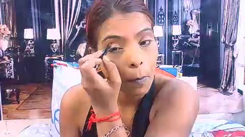 indiansexyass4u2luv online show from May 2, 5:22 am