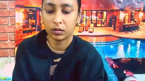 indiansexybutt4u2luv online show from June 15, 5:29 am
