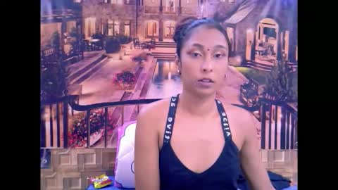 indiansexybutt4u2luv online show from May 2, 8:50 am