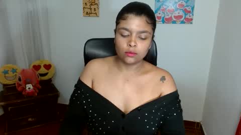 Aleja vallejo online show from March 17, 5:44 am