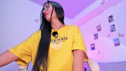 Luna  online show from November 29, 3:43 am