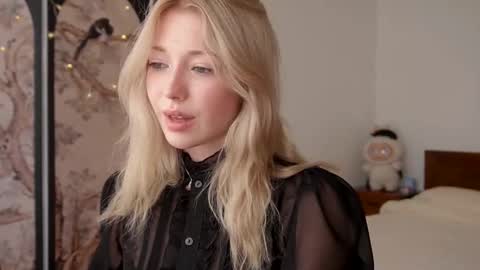 Alexa..  Inst     Fansly infinitysoul  online show from December 5, 6:46 am