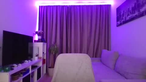 infusemari online show from March 11, 9:39 pm