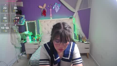 Snapshot of ingrid_casas chatting on January 31, 3:41 am Ingrid petite online show from January 31, 3:41 am
