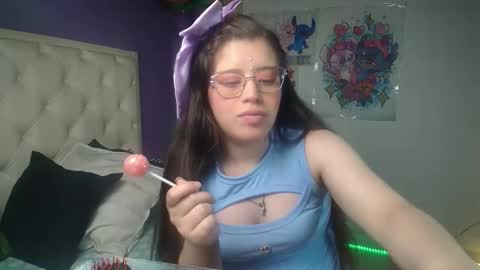 Snapshot of ingrid_casas chatting on October 7, 9:08 pm Ingrid petite online show from October 7, 9:08 pm