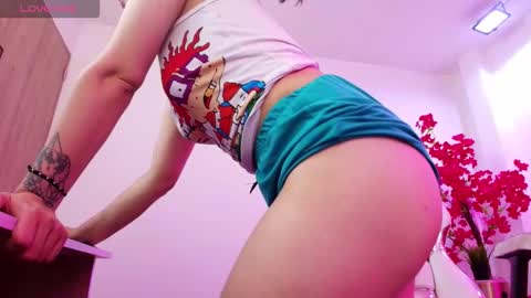 Snapshot of ingrid_rodriguezz chatting on September 26, 4:54 am Ingrid online show from September 26, 4:54 am
