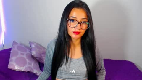 Abril online show from February 7, 4:16 am