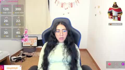 Luna        online show from June 13, 2:42 am