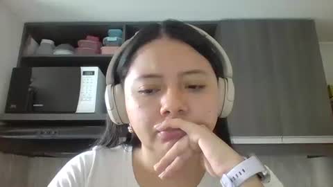 Iris 3 online show from March 6, 2:56 pm