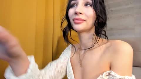 Irene online show from December 16, 9:09 pm