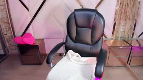 irina_rousee online show from June 12, 1:41 pm