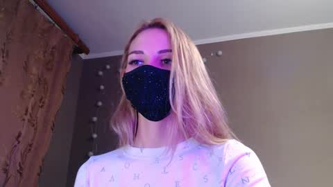 Lily online show from September 30, 5:18 pm