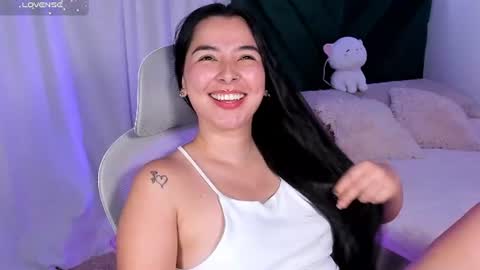 Iris Moira  online show from July 26, 1:41 pm