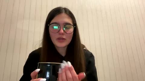 Snapshot of irisss31 chatting on February 8, 7:27 pm irisss31 online show from February 8, 7:27 pm