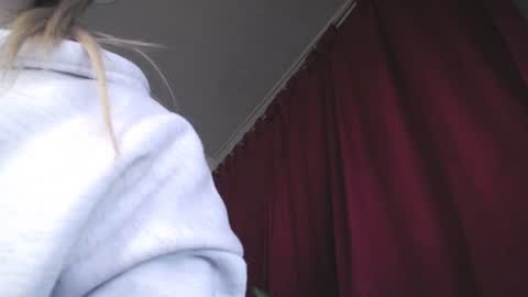 Isabella online show from July 24, 11:44 pm