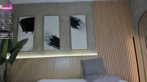 isa_montiel online show from February 23, 9:03 pm