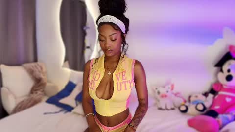 Isaa Coleman online show from July 8, 11:18 pm