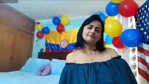 Isabeel Sofia online show from June 25, 2:51 pm