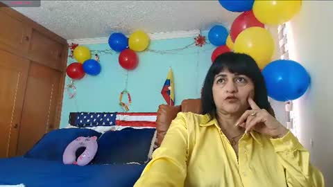Isabeel Sofia online show from June 18, 4:56 pm