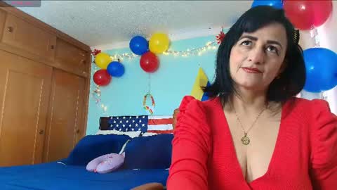 Isabeel Sofia online show from June 19, 5:05 pm