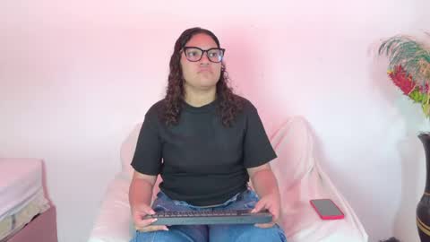 Isabella online show from May 3, 2:59 am