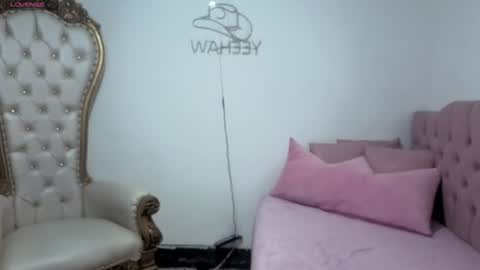 ISABELA  online show from July 25, 11:39 am