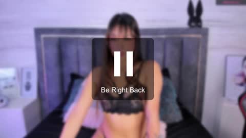 Snapshot of isabella026 chatting on February 23, 5:28 am isabella Fox online show from February 23, 5:28 am