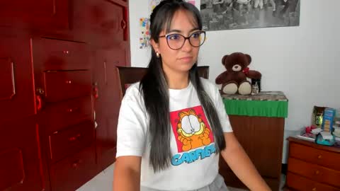 Isabella22 1 online show from January 17, 5:51 pm