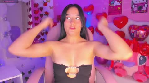 isabella_castillo_ online show from February 14, 8:44 pm