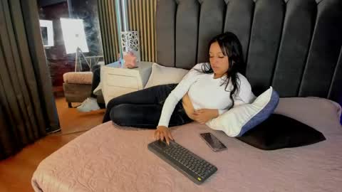 Issa online show from March 23, 8:48 pm