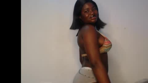 isabella online show from March 16, 5:44 am