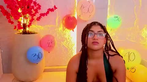 Isa online show from January 17, 9:00 pm