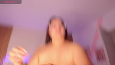 Isabella White online show from June 8, 11:33 am