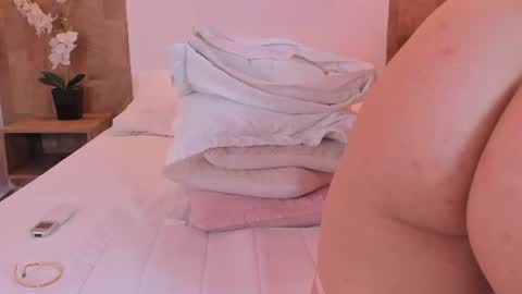 isabella_winkler online show from July 6, 3:03 pm