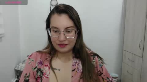 isabellahunter2 online show from January 18, 2:19 am