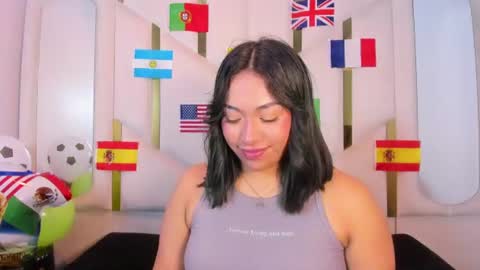 isabellrodriguez18 online show from June 12, 6:54 am