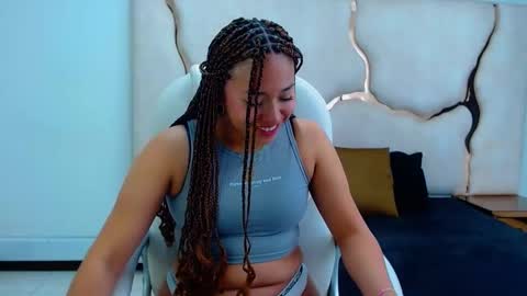 Snapshot of isabellrodriguez18 chatting on January 23, 4:41 am isabellrodriguez18 online show from January 23, 4:41 am