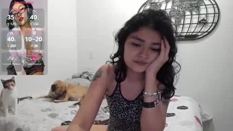 Snapshot of isabelprietoo chatting on December 10, 3:52 am Isa online show from December 10, 3:52 am