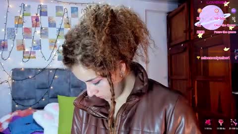 Isabela  online show from February 15, 7:51 am