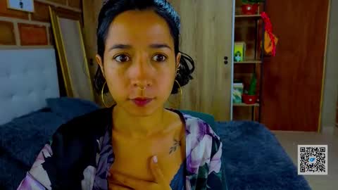 Snapshot of isapaz90 chatting on October 7, 1:59 pm Isabela Paz online show from October 7, 1:59 pm