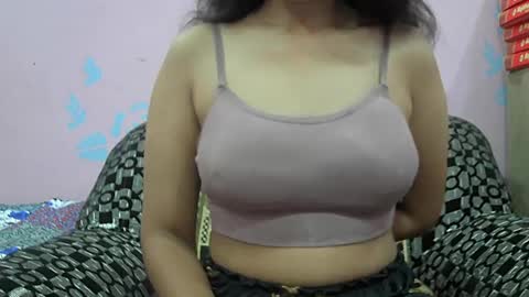 ishika_singh_ online show from July 30, 2:56 am