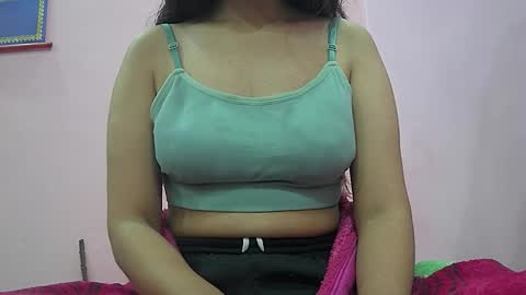 ishika_singh_ online show from January 13, 3:56 am
