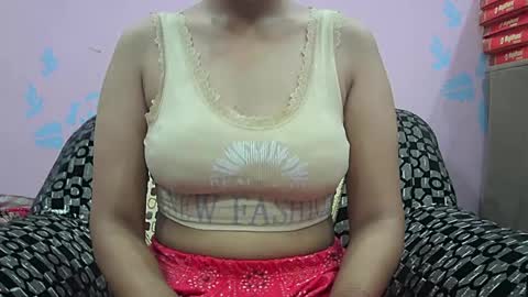 ishika_singh_ online show from June 19, 2:16 am