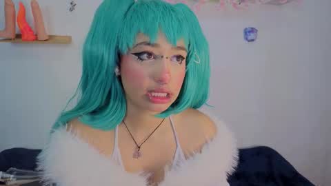 Isisjones18 online show from October 31, 11:36 am