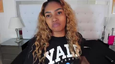 Vanessa online show from June 21, 11:36 am