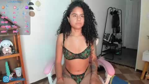 Isla Blue online show from July 16, 2:27 am