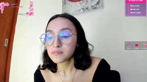 Snapshot of its__angelica_ chatting on February 19, 2:12 am Angelica online show from February 19, 2:12 am